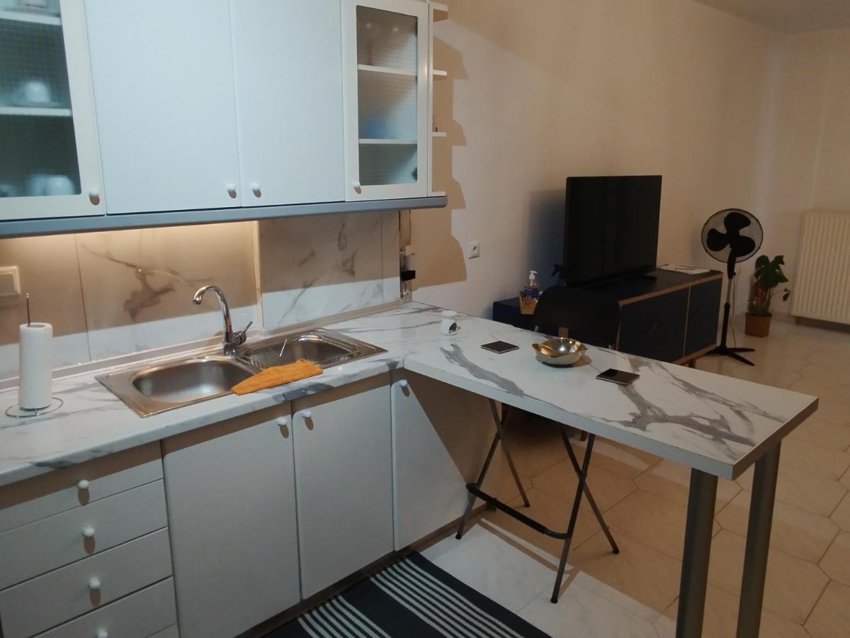 Η Ελπίδα Και Η Γιάννα Ξεκίνησαν Ένα Χώρο Cute Apartment Volos Exterior photo